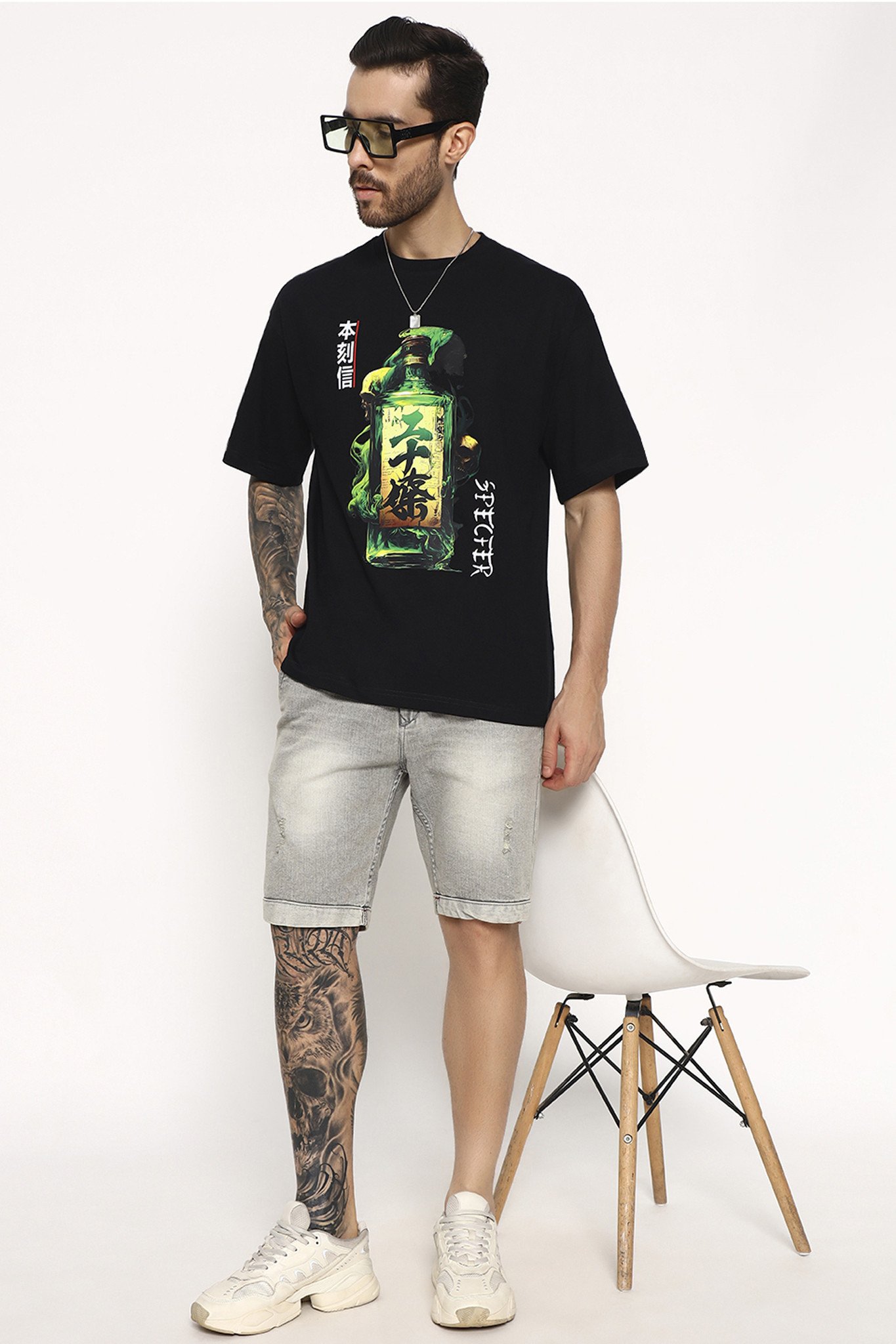 Spirit of specter Oversized T-shirt
